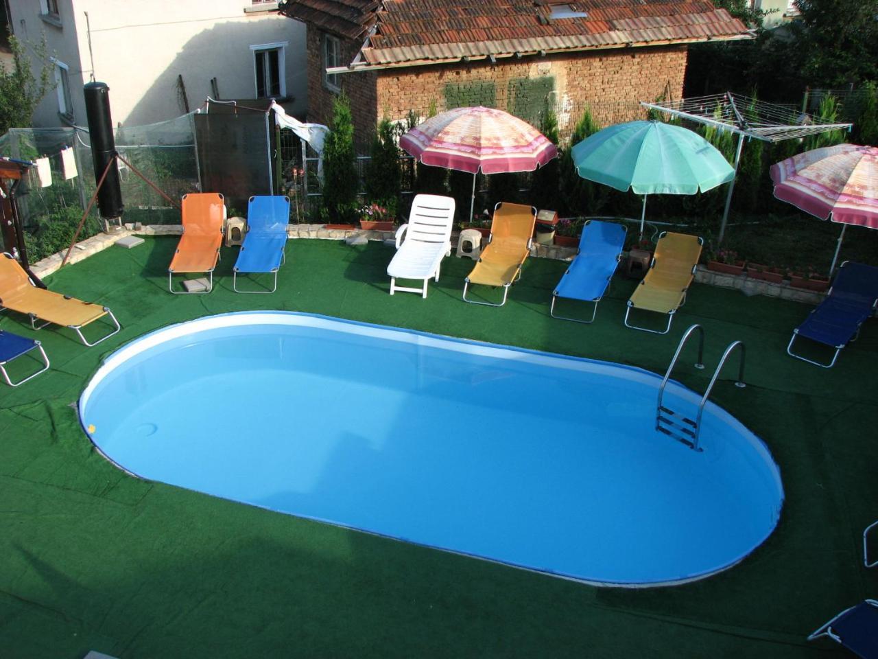 Guest House Camellia Berkovica Esterno foto
